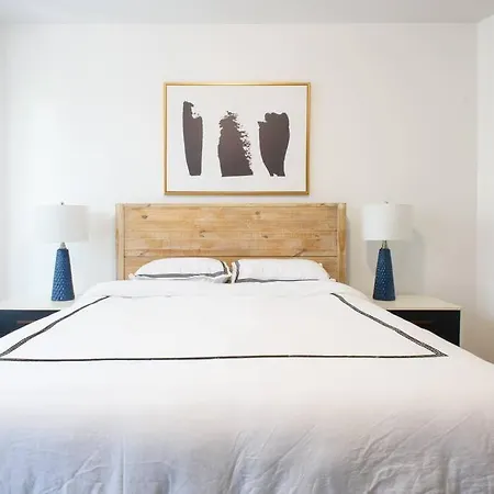 Appartement 454-3W Prime Location 2Br Newly Furnished Sleeps 5